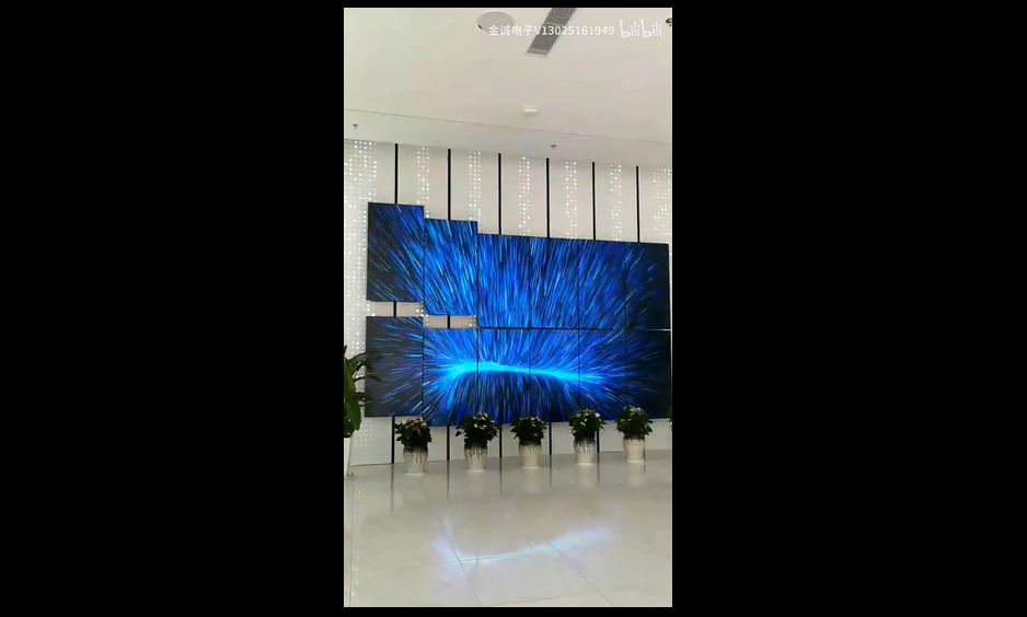 展馆展厅互动滑轨屏一体机开合屏多屏联动拼接屏移动电动透明屏